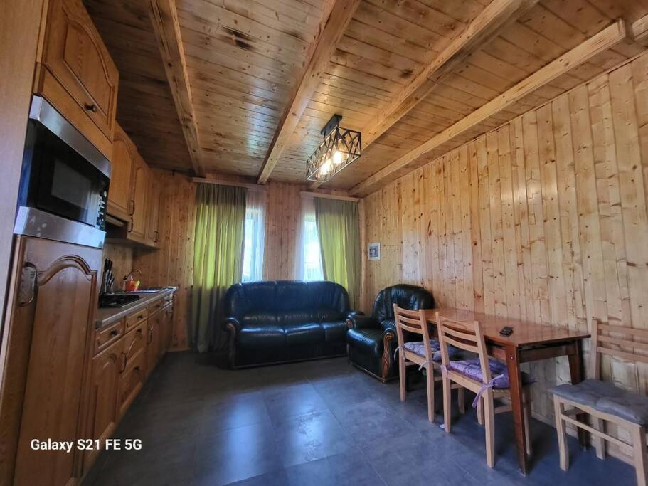 Peak House Villa Kazbegi Luaran gambar