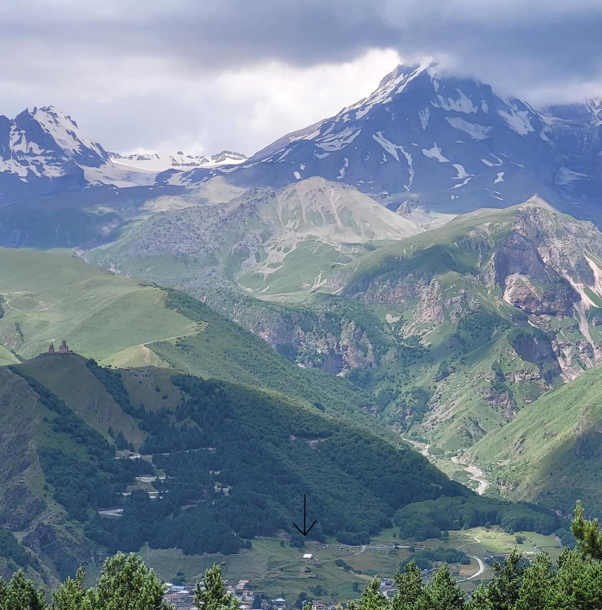 Peak House Villa Kazbegi Bilik gambar